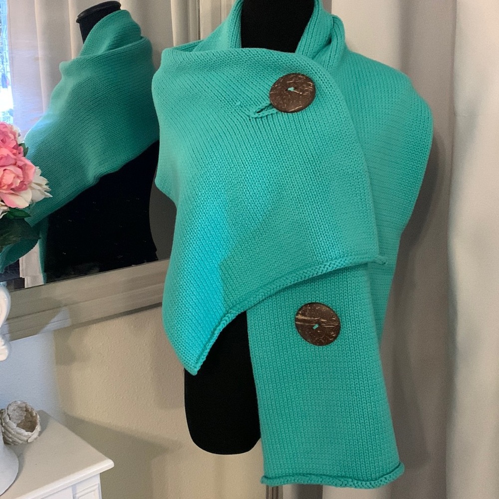 The Royal Standard Shawl | Wooden Buttons | Teal | 100% Cotton | One Size